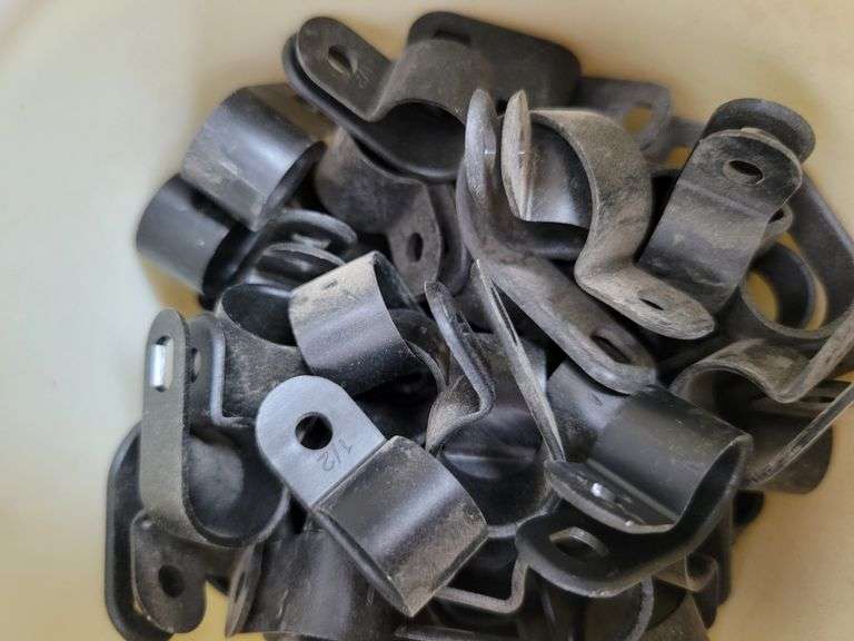Assorted Brackets - YAC Auctions