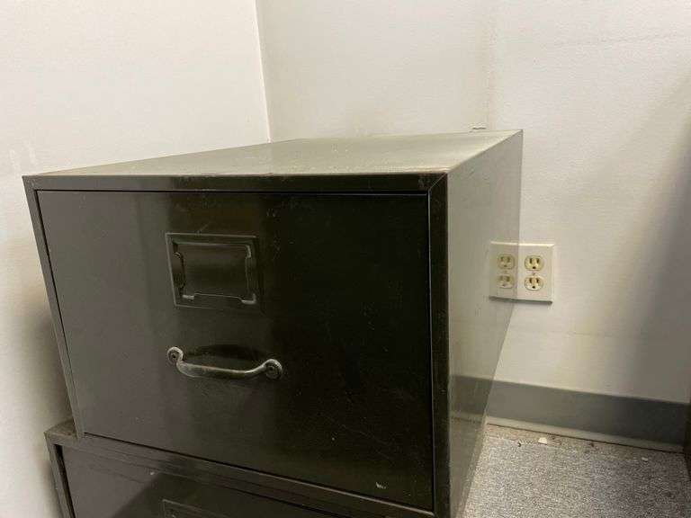 Single Drawer Filing Cabinet - YAC Auctions