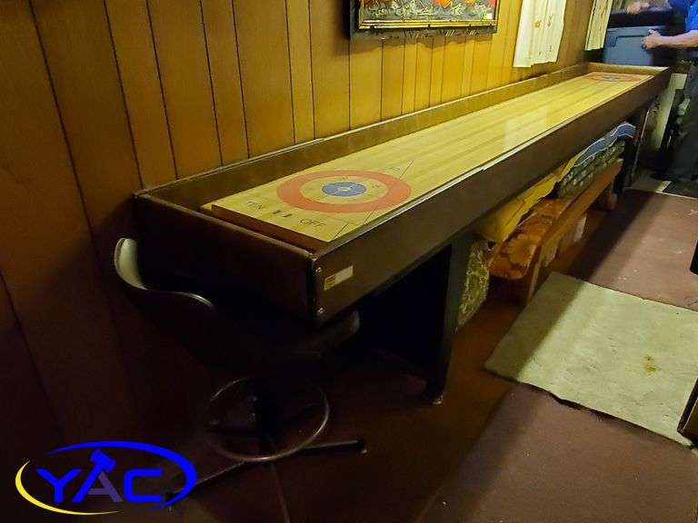 Shuffle Board Table YAC Auctions
