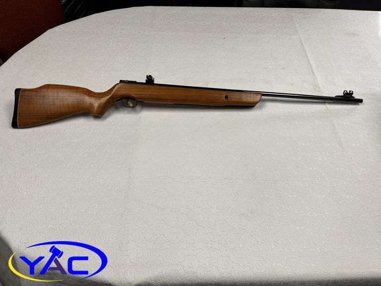 CROSSMAN 577 .177 CALIBER PELLET GUN (NEED PAL) 10-03-M052666