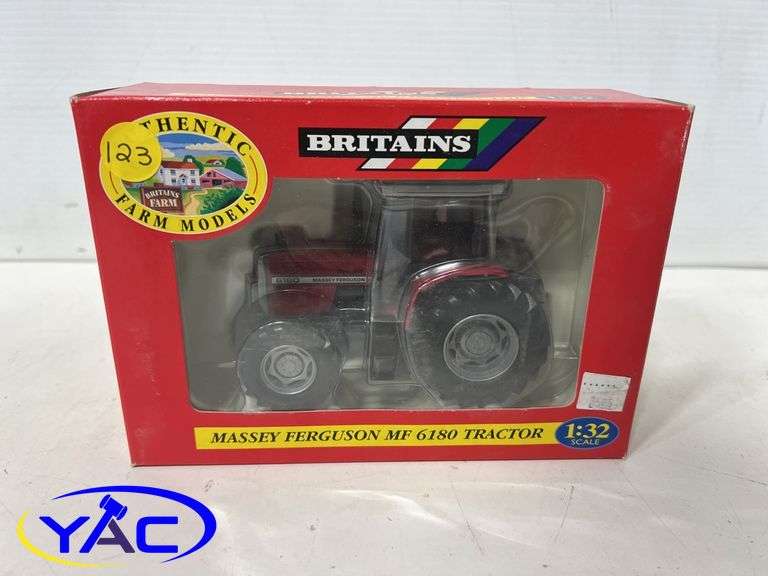 Massey Ferguson 6180 - 1:32 Scale