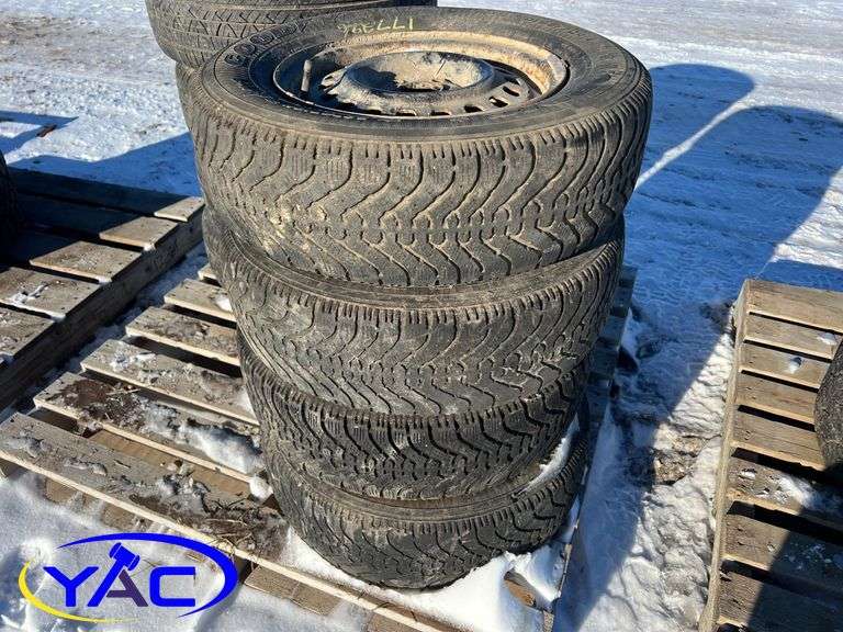 4 - 195/70R14 Tires & Rims ( 5 Bolt ) - YAC Auctions