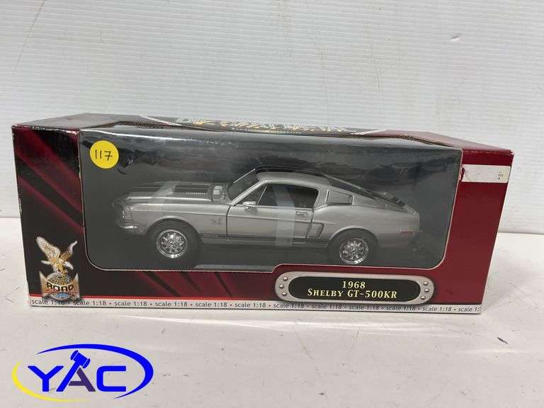 1968 Shelby GT-500KR 1:18 Scale - Road Signature