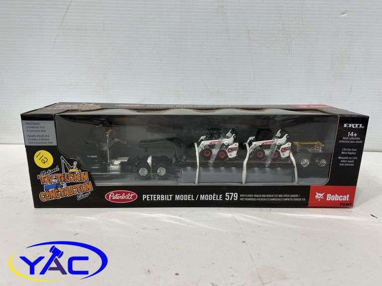 Peterbilt 579 & Two S76 Bobcats - 2022 Construction Show - 1:64 Scale