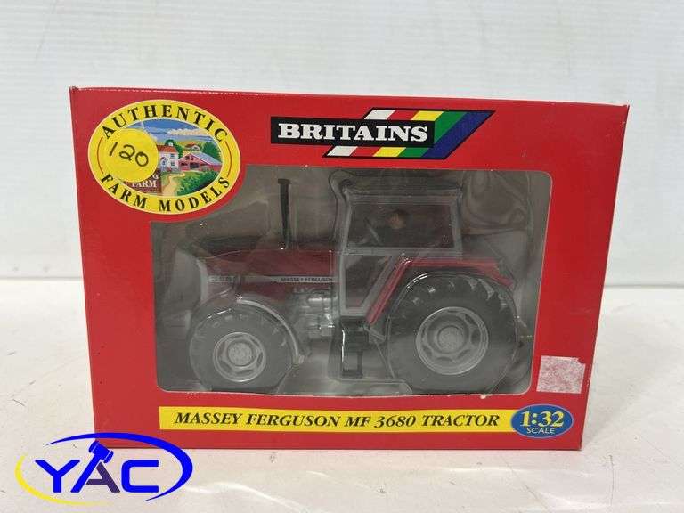 Massey Ferguson 3680 Tractor - 1:32 Scale