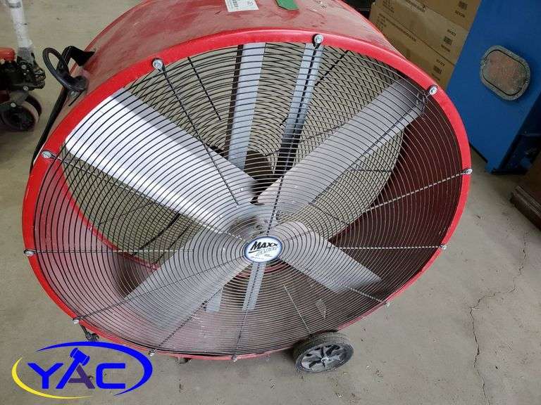 3ft Fan - YAC Auctions