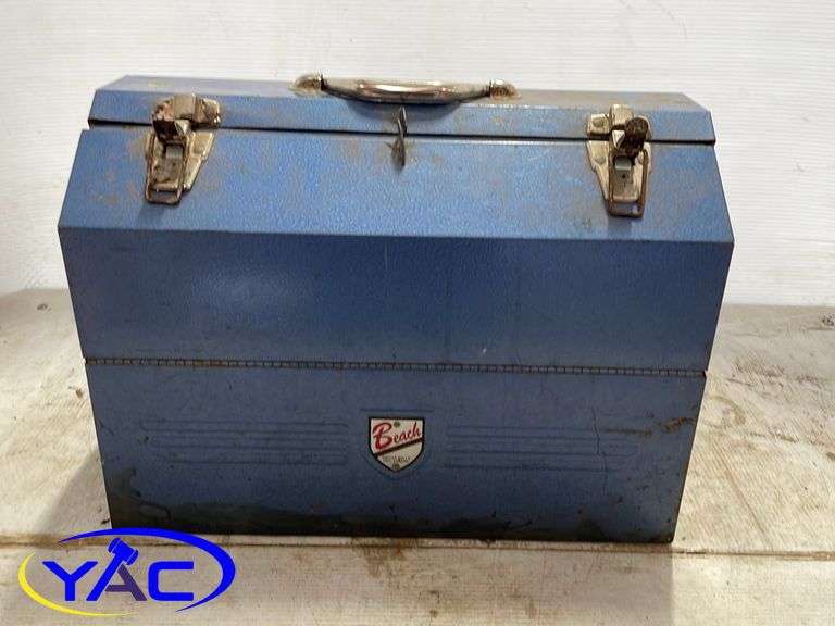 Blue Beach Tool Box YAC Auctions