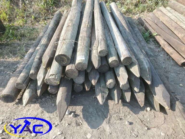 Type 7 Posts 35- 7' Fence Posts - YAC Auctions