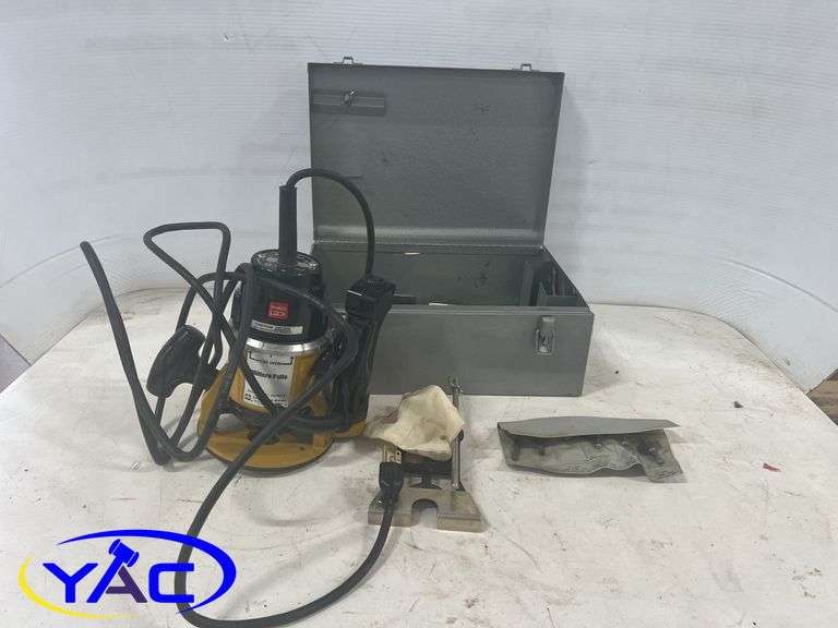 Ingersoll-Rand Router/Bits & Case - YAC Auctions