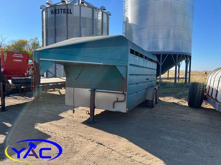 1996 16' Livestock Trailer