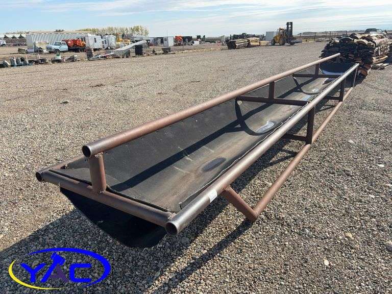 30' Feed Bunks