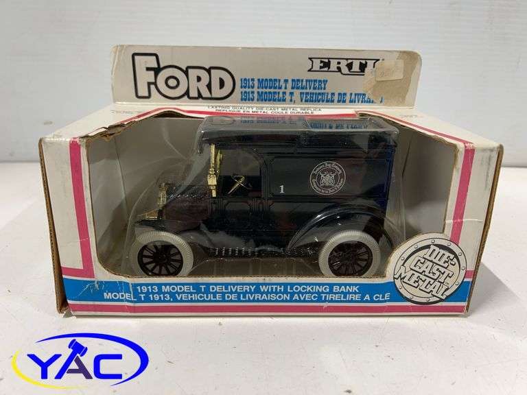 1913 Model T Delivery Van Bank - 1:25 Scale
