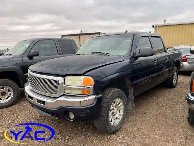 2005 GMC SIERRA 1500 CREWCAB 4WD