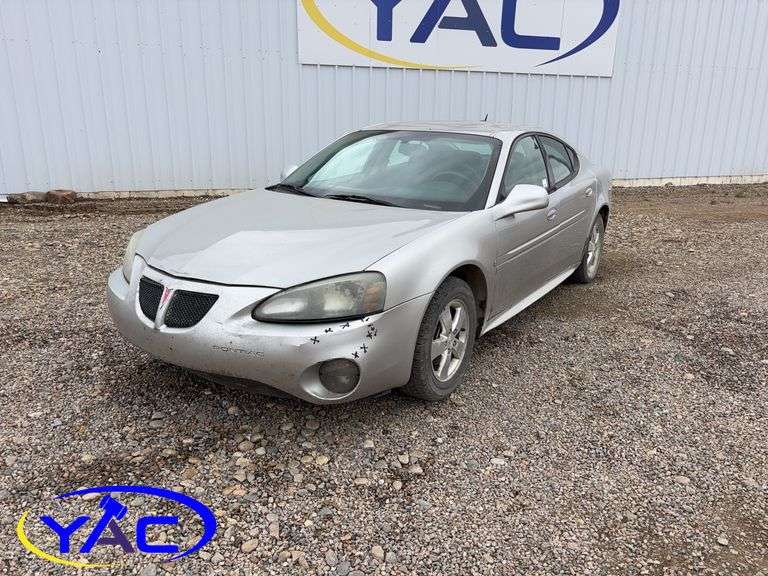 2006 PONTIAC GRAND PRIX