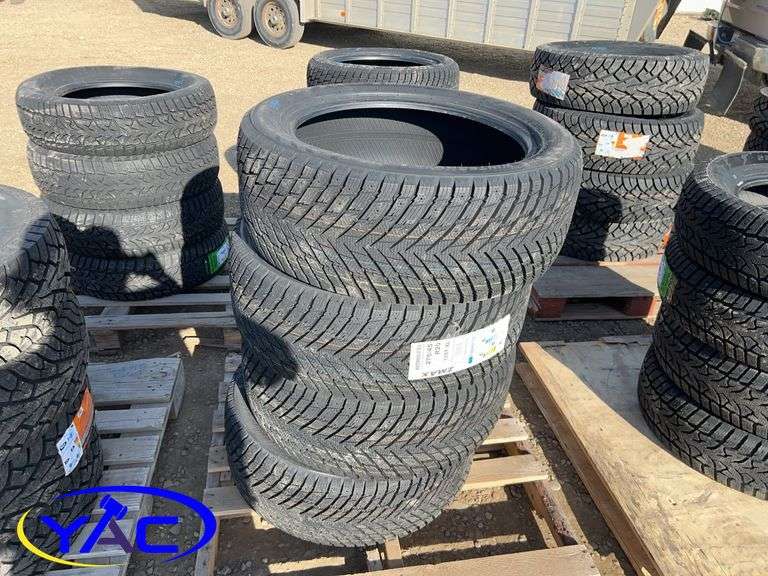 4 - 275/45R20 Tires (BUYER MUST PAY 4X THE BID PRICE)