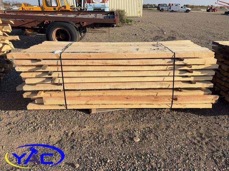 Rough Lumber 2" x 4" x 8' Spruce Planks Approx. 100 Pcs. Per Lift
