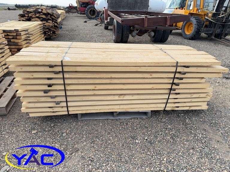 Rough Lumber 2" x 6" x 8' Spruce Planks Approx. 70 Pcs. Per Lift