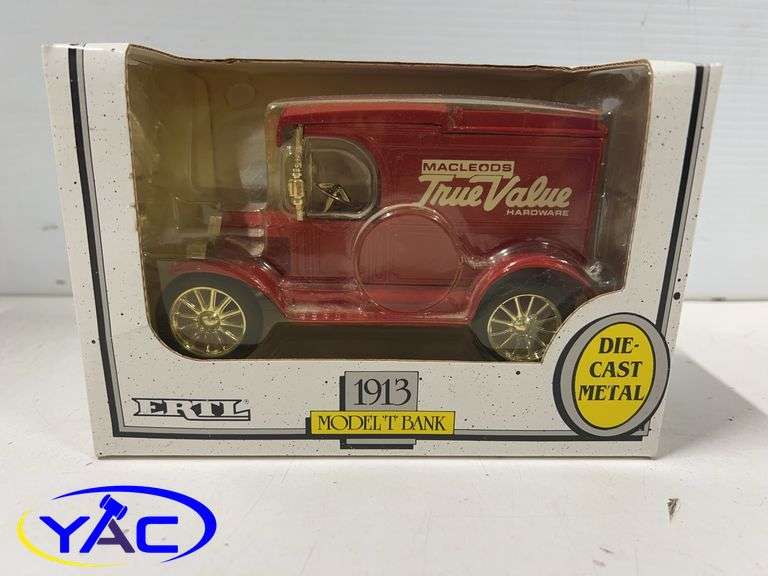 1913 Model T Bank - 1:25 Scale