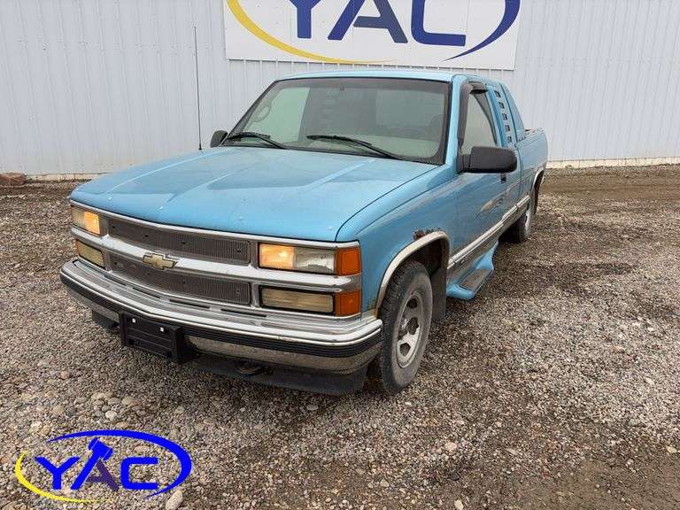 1995 CHEVROLET C/R 10/1500 4+CAB 2WD