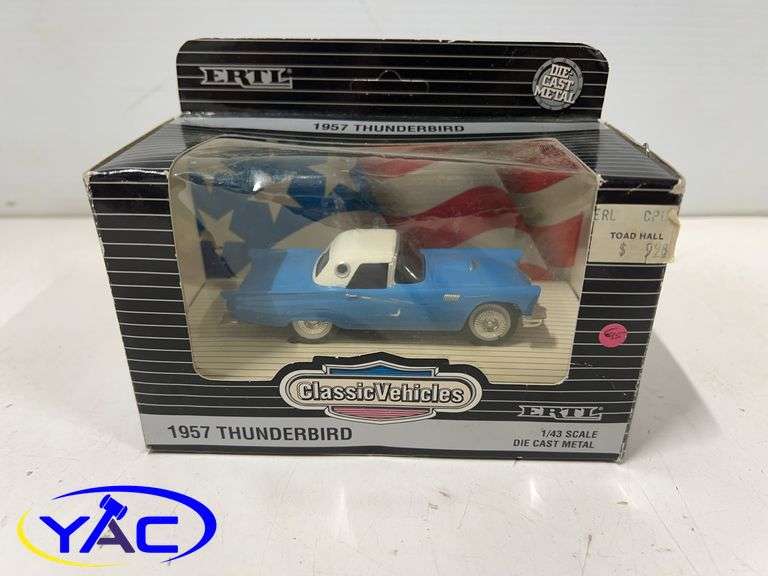 1957 Ford Thunderbird - 1:43 Scale