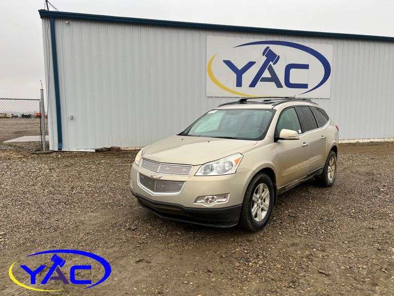 2011 CHEVROLET TRAVERSE LT AWD