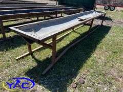 LIVESTOCK FEEDER