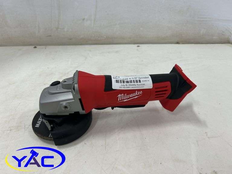 Milwaukee 4-1/2" Grinder