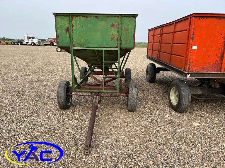 HOPPER WAGON