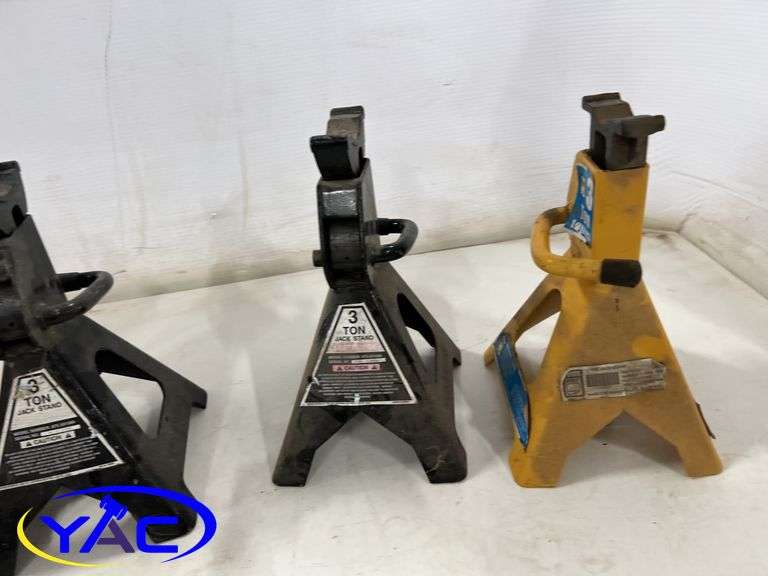 4 - Jack Stands 3Ton