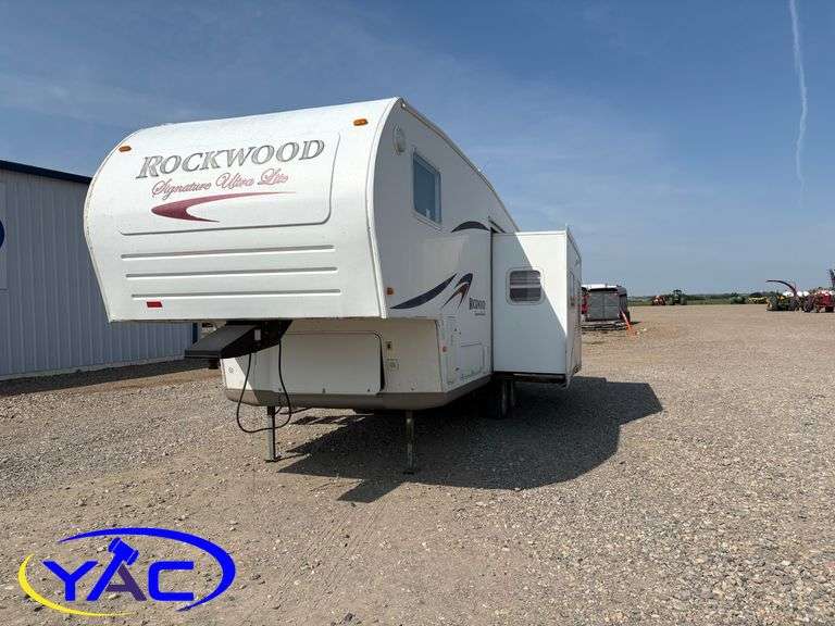 2007  FOREST RIVER  ROCKWOOD SIGNATURE ULTRA LITE