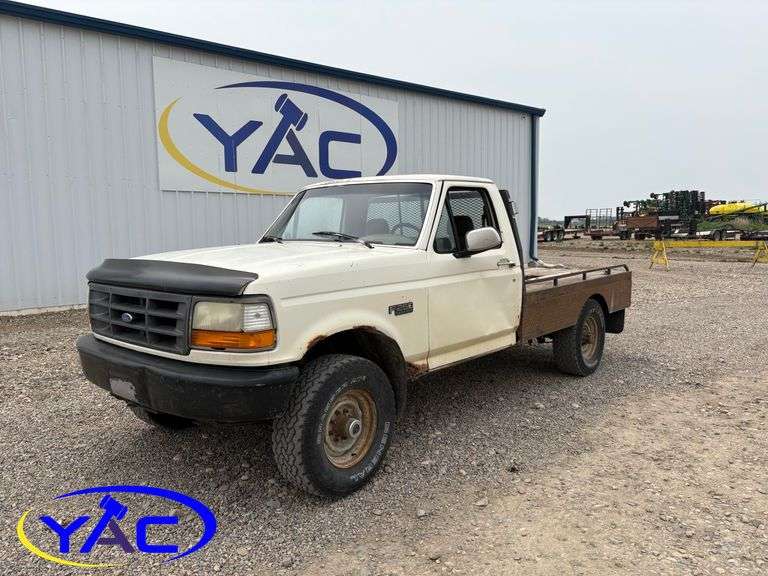 1992  FORD  F250 REG CAB 4WD