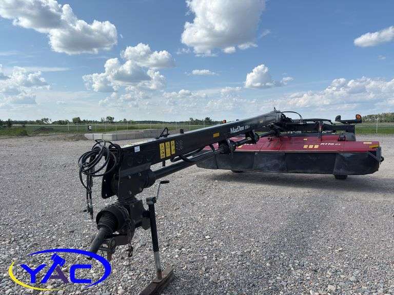 2016 MACDON R116 DISCBINE