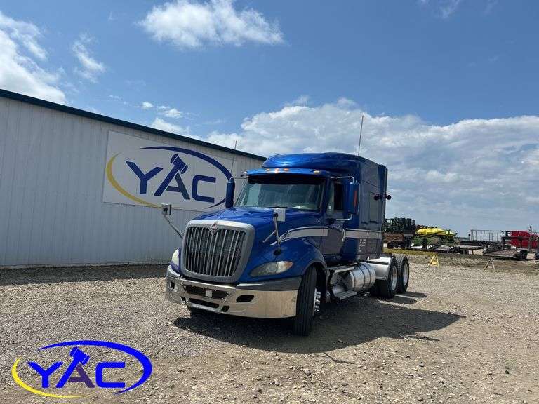 2012  INTERNATIONAL  PROSTAR HIGHWAY TRACTOR