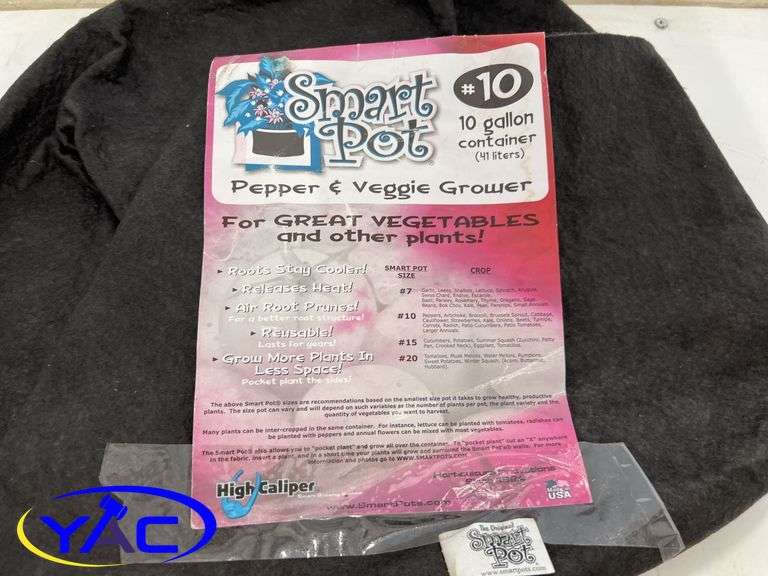 10 Gallon Pepper & Veggie Grower & Flashlight