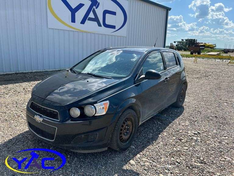 2013 CHEV SONIC LS HATCHBACK