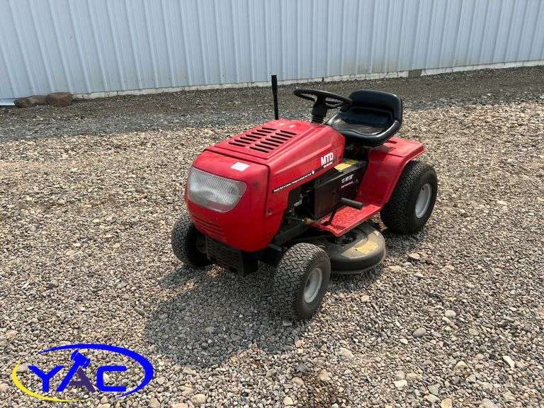 MTD 13HP 38" RIDING MOWER