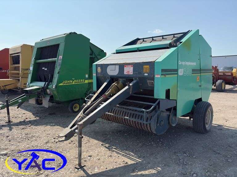 CCIL ROUND BALER