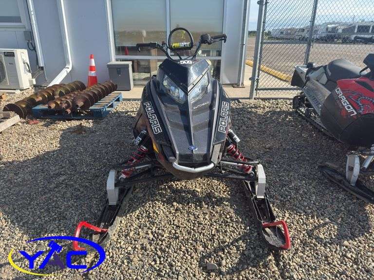 2014 POLARIS ASSAULT 800 SNOWMOBILE