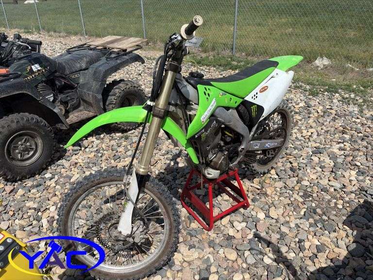 2006 KAWASAKI 250F 4 STROKE RACE DIRTBIKE - NOT RUNNING