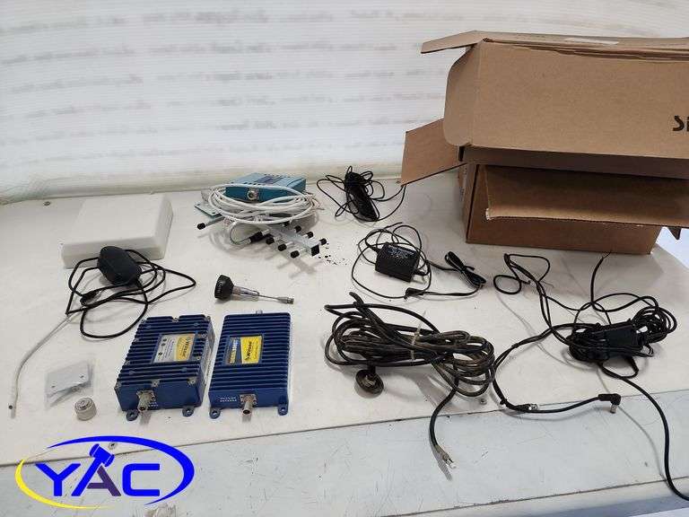 Cell Phone Signal Booster & Parts