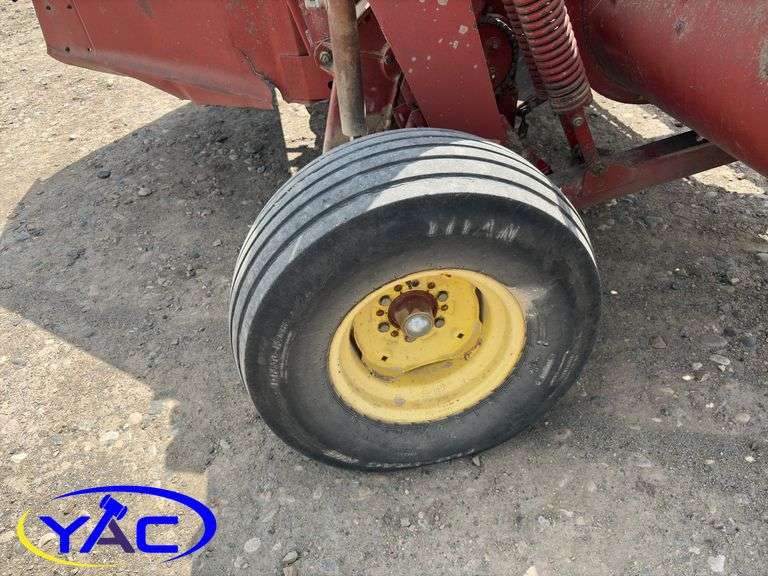 NEW HOLLAND 116 HAYBINE