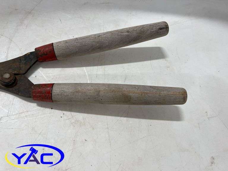 Garden Clippers