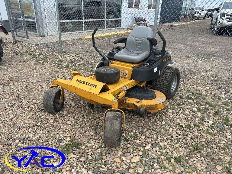 HUSTLER ZERO TURN MOWER 55"