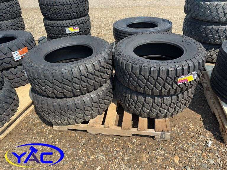 4- 37x13.50R20 Tires (BUYER MUST PAY 4X THE BID PRICE)