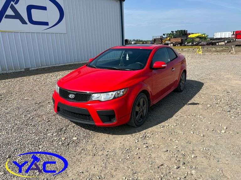 2010  KIA  FORTE EX 2DR  2WD