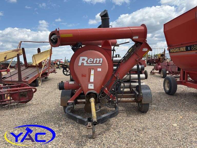 2008 REM GRAIN VAC