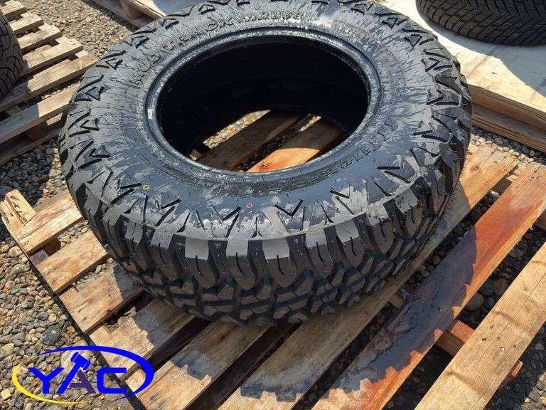 4- 35X12.50R18 Tires (BUYER MUST PAY 4X THE BID PRICE)