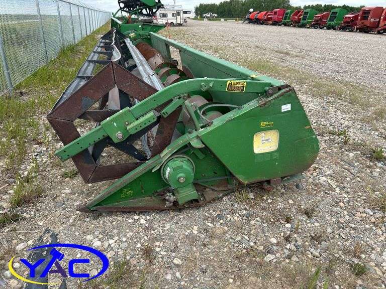 JOHN DEERE RIGID STRAIGHT CUT HEADER 30'