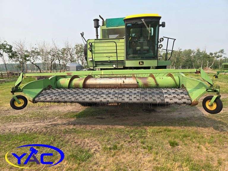 1980 JOHN DEERE 7720 TURBO SELF-PROPELLED COMBINE