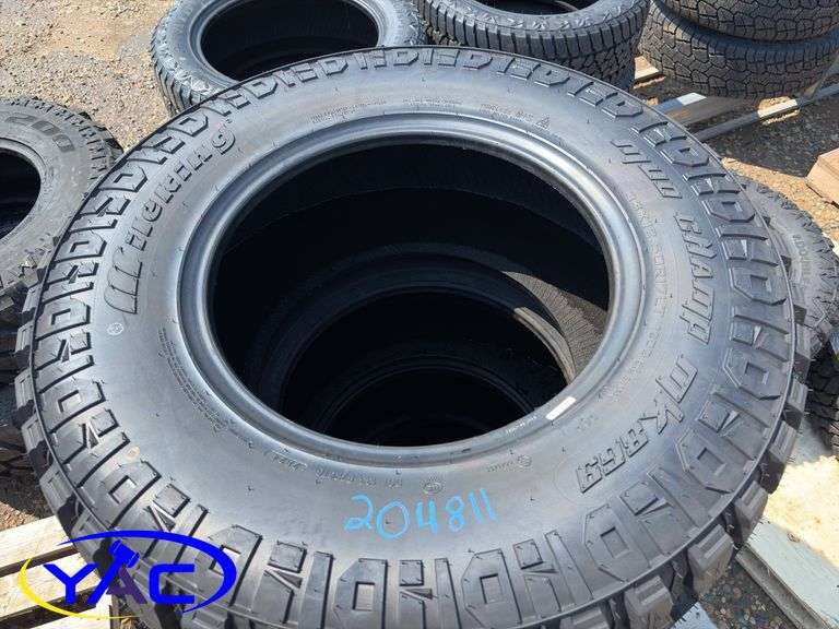 4- 33X12.50R17 Tires (BUYER MUST PAY 4X THE BID PRICE)
